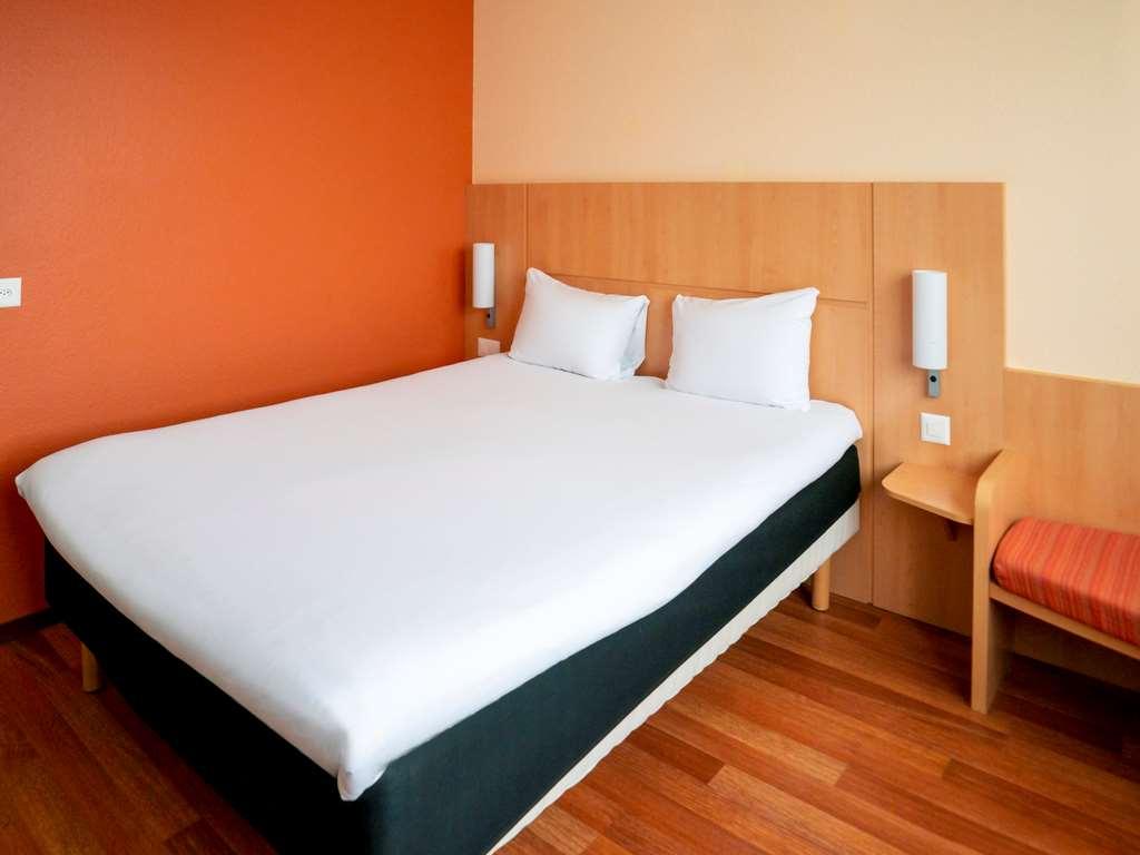 Hotel Ibis Luzern Kriens Chambre photo