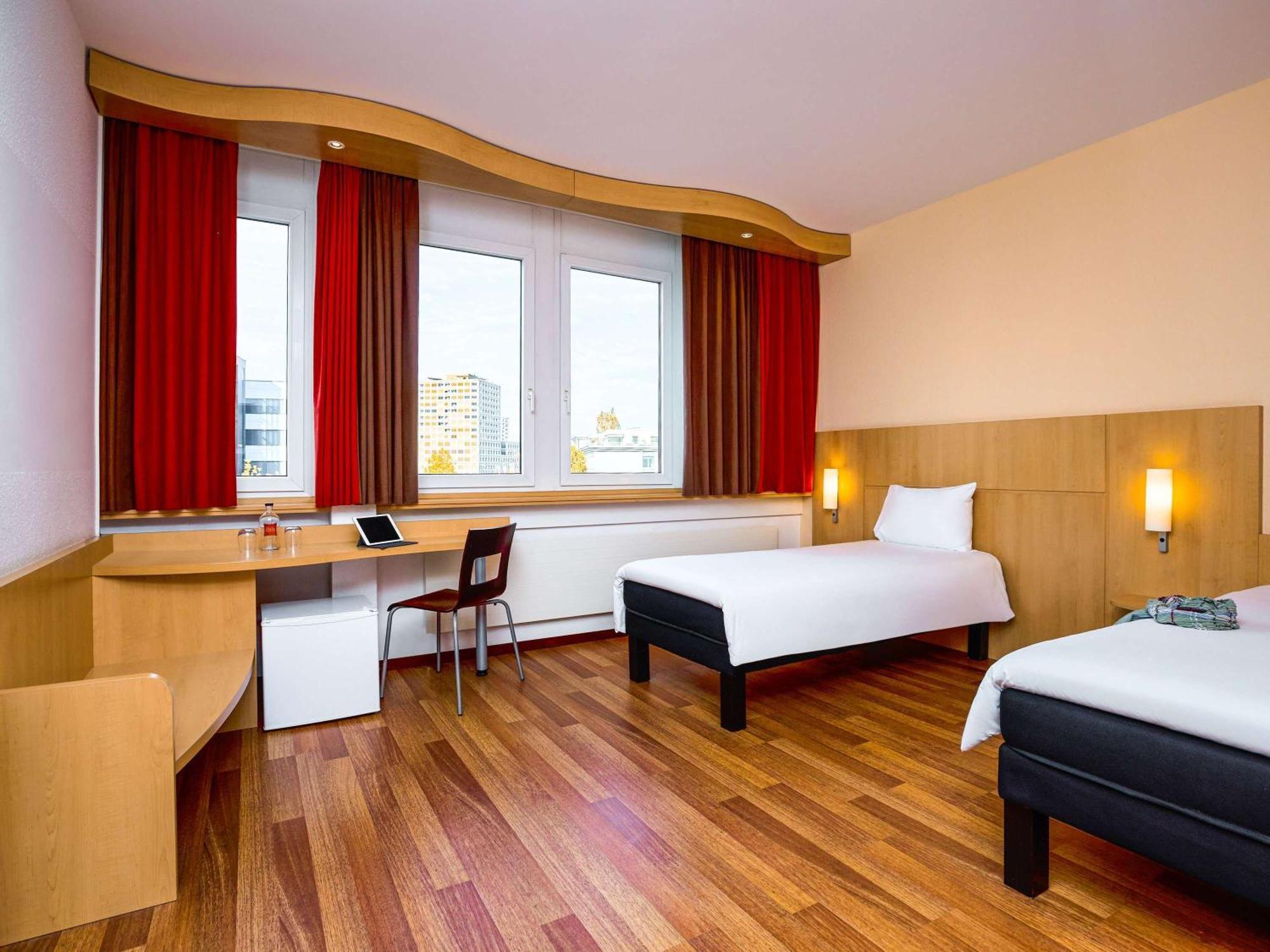 Hotel Ibis Luzern Kriens Extérieur photo